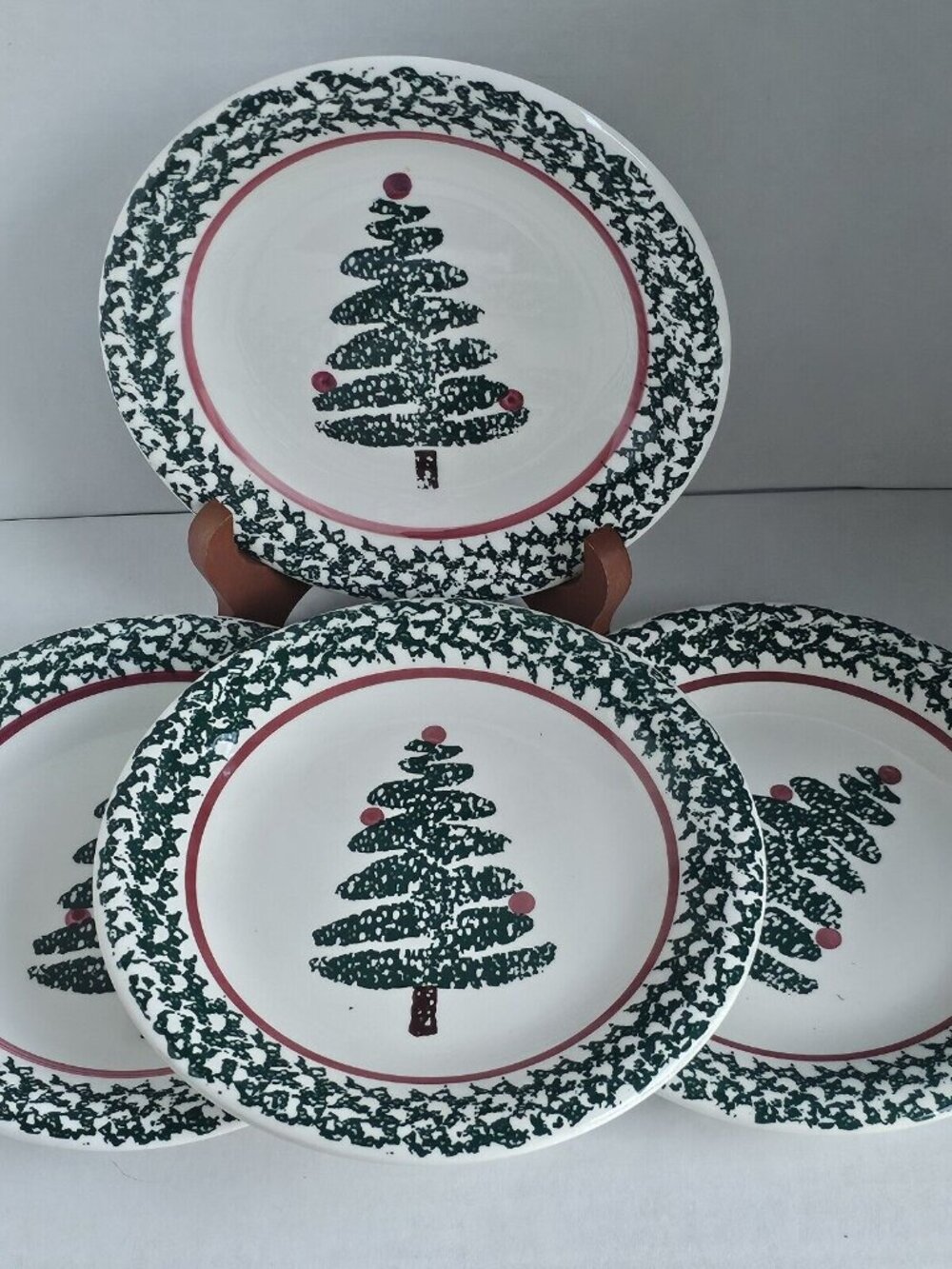 Furio Holiday Christmas Tree Dessert Salad Plates 8" Italy sponge painted handpa - Picture 4 of 14